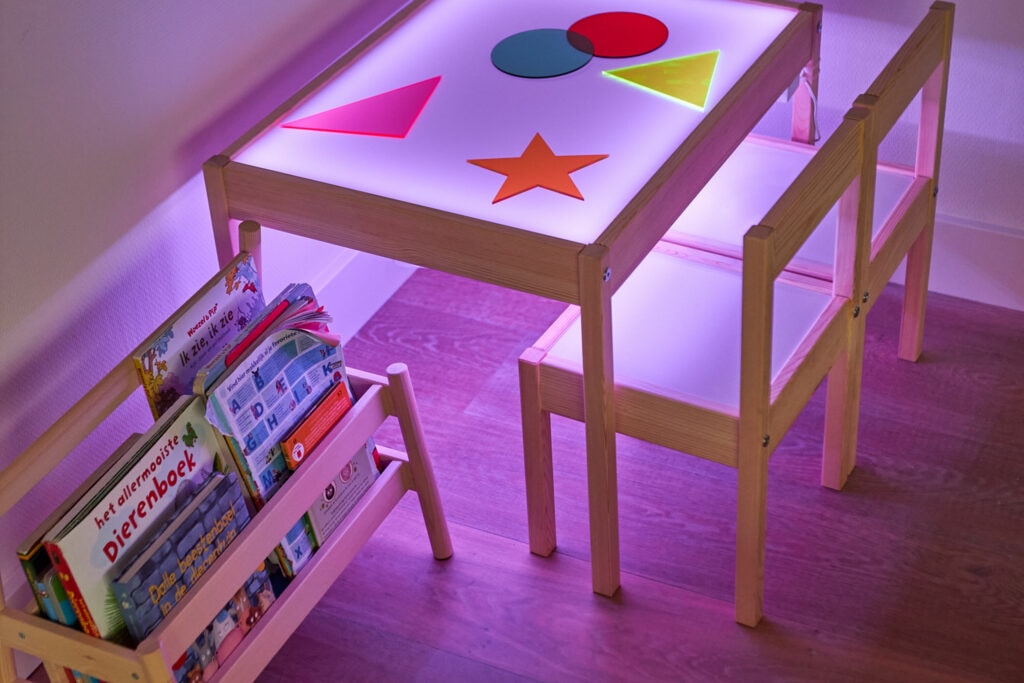 lichttafel-roze-kleur-1024x683