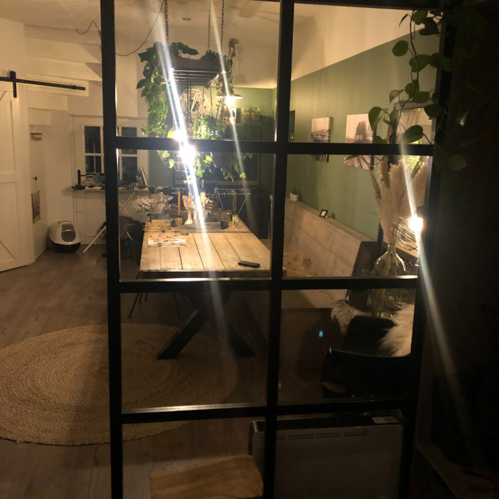 Ścianka działowa z plexi | Płytyplastikowe.pl